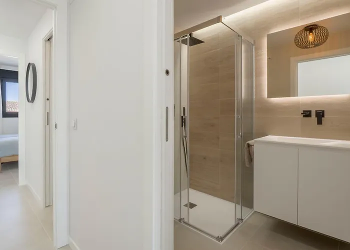 Romana - Direct Aan Zee - Incl Prive Parkeerplaats In Parkeergarage! Apartamento Dénia