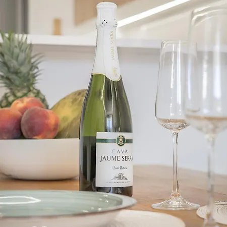 Romana - Direct Aan Zee - Incl Prive Parkeerplaats In Parkeergarage! Apartment Denia