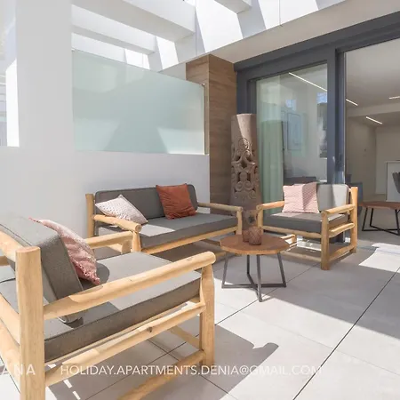 Romana - Direct Aan Zee - Incl Prive Parkeerplaats In Parkeergarage! Apartment Denia