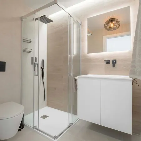 Apartment Romana - Direct Aan Zee - Incl Prive Parkeerplaats In Parkeergarage!