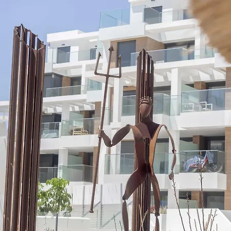 Romana - Direct Aan Zee - Incl Prive Parkeerplaats In Parkeergarage! Apartment Denia