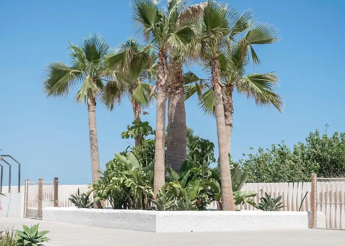 Romana - Direct Aan Zee - Incl Prive Parkeerplaats In Parkeergarage! Lejlighed Dénia